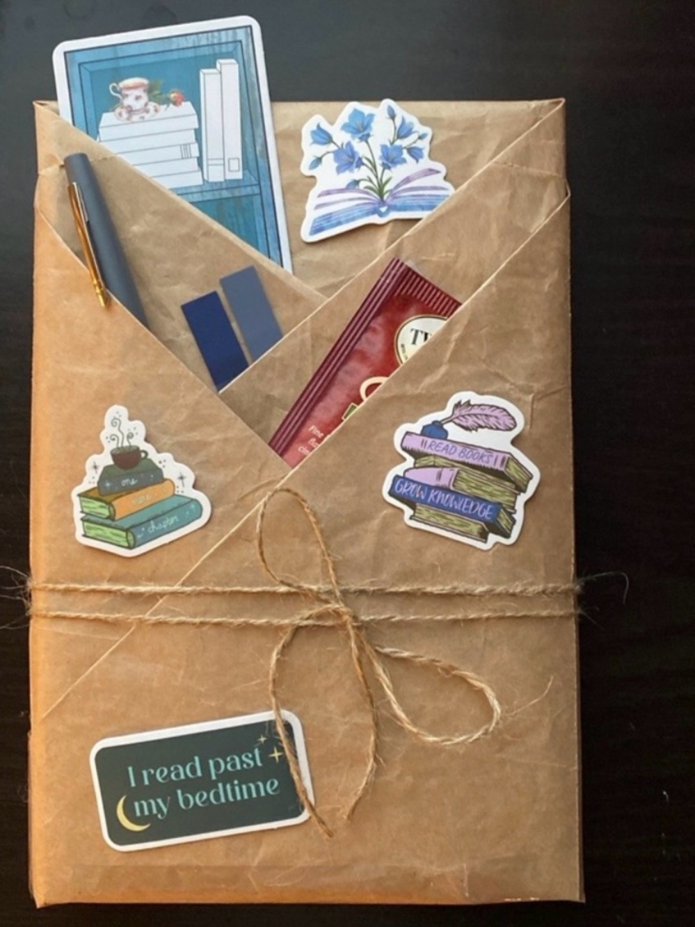 Blind Date with a Book 💕📚 | Small-Town Romance - Picture 2 of 2